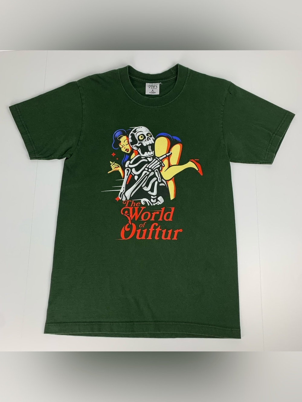 World Of Ouftur T-Shirt Skeleton Pinup Girl Baltimore Shaka Wear Tee Size Medium
